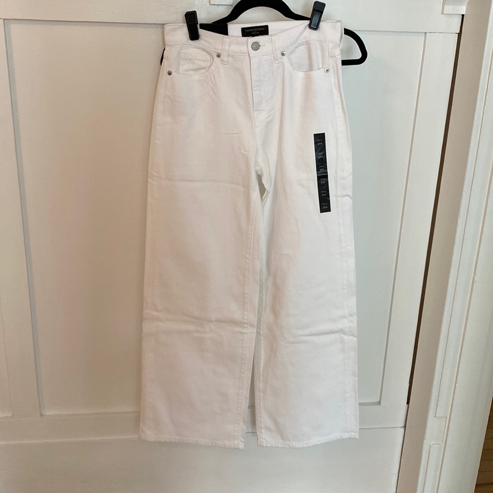Banana Republic white denim wide-leg